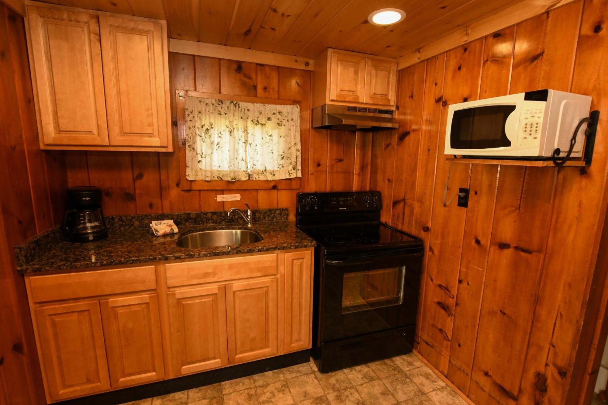 Lake George Diamond Cove Cottages, Cabins, & Hotel Εξωτερικό φωτογραφία
