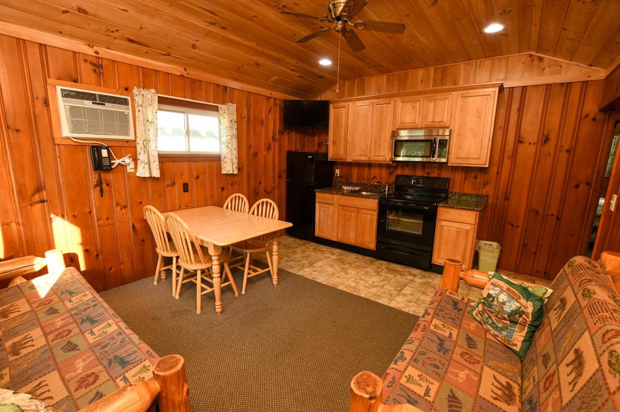 Lake George Diamond Cove Cottages, Cabins, & Hotel Εξωτερικό φωτογραφία
