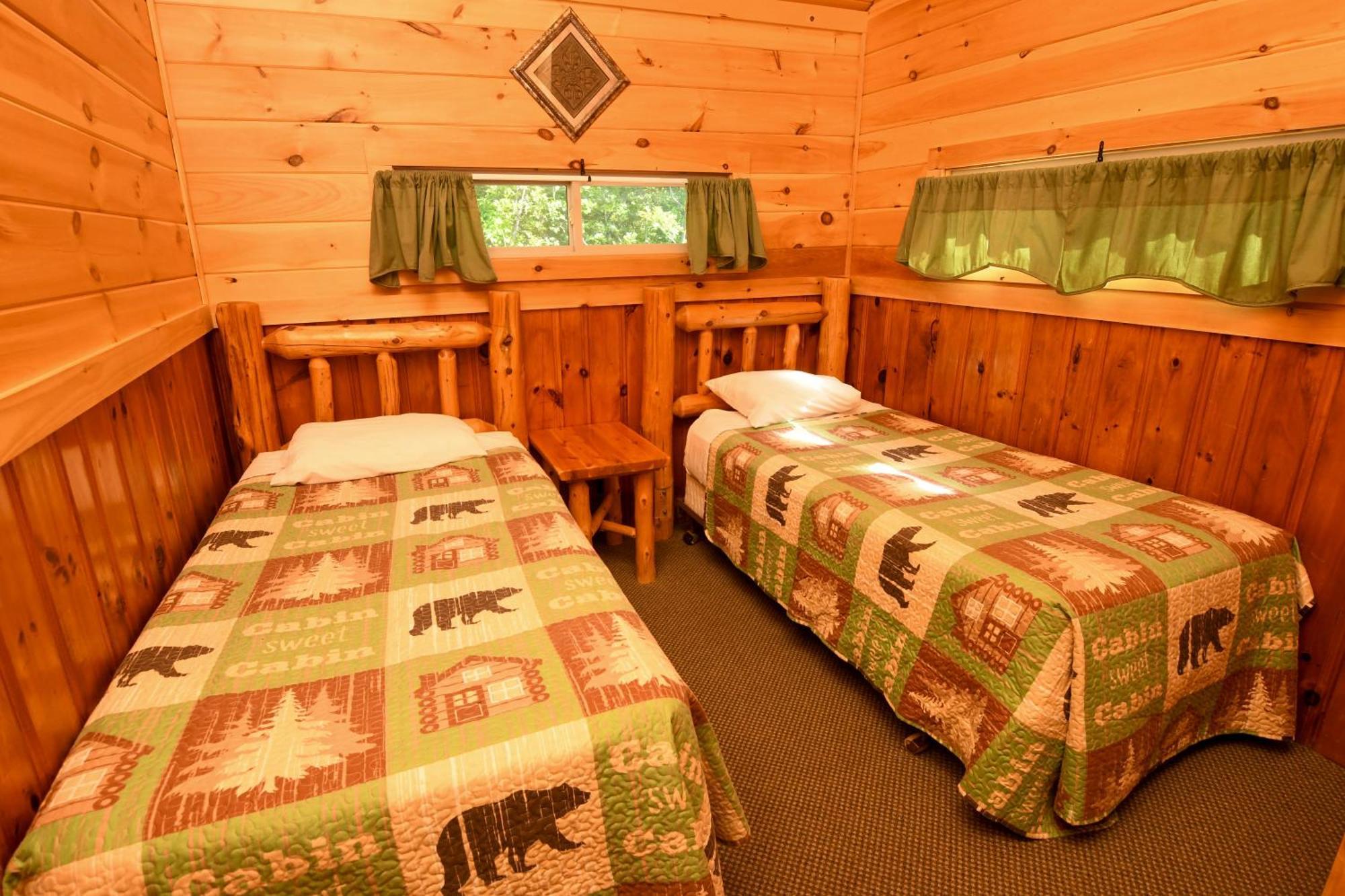 Lake George Diamond Cove Cottages, Cabins, & Hotel Εξωτερικό φωτογραφία